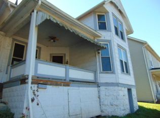 812 Temple St, Hinton, WV 25951