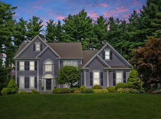 1667 Diamond Lake Rd, Glastonbury, CT 06033