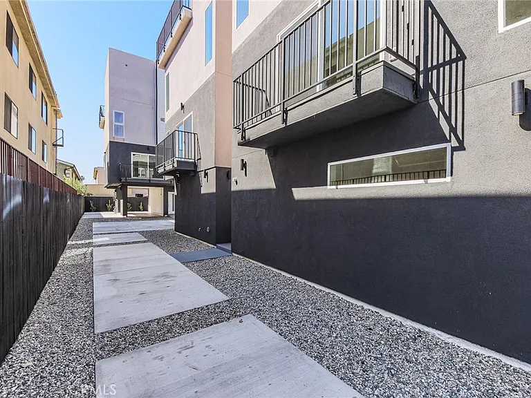 5265 Cartwright Ave #1 — Photo 11