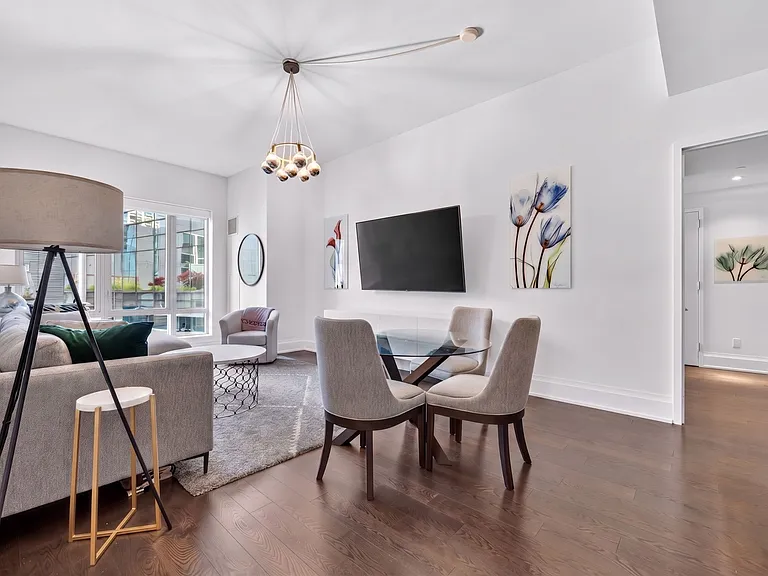 50 Riverside Blvd #8J — Photo 3