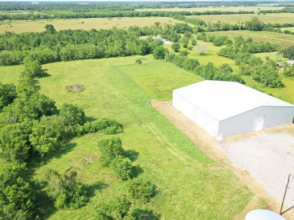 5145 Old Atascocita Rd, Dayton, TX 77535