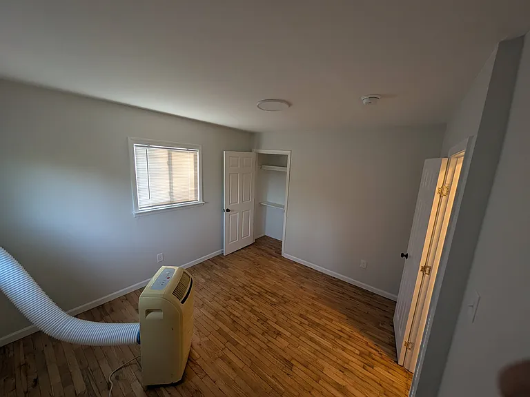 8399 W Rolston Rd — Photo 5