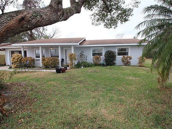 2nd image of 27829 Lois Dr