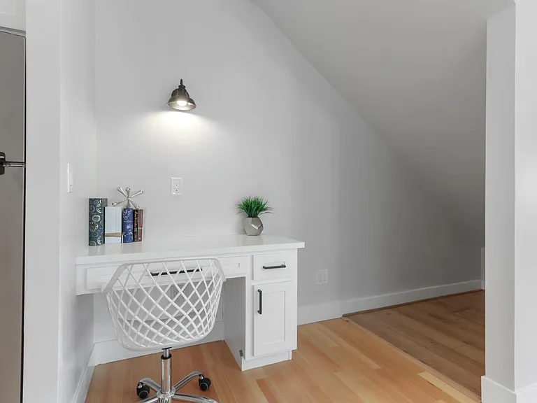 1720 U St #4 — Photo 12