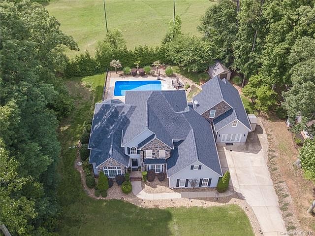 1st image of 152 Bufflehead Dr