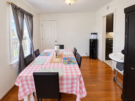 5th image of 7052 41st St