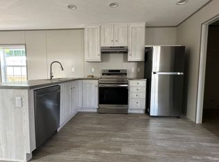 24 Meadowlark Ln, Collinsville, VA 24078