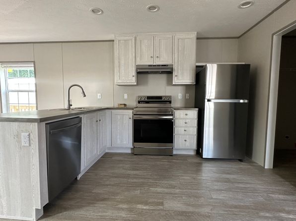 24 Meadowlark Ln