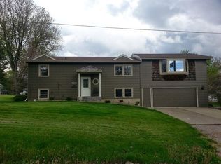 2005 S Main St, Centerville, IA 52544