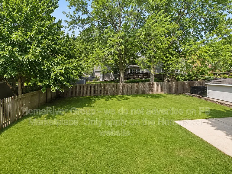 1609 SW 20th St — Photo 11