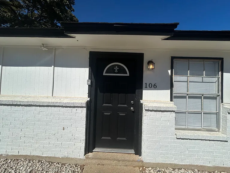 Sunny Terrace Seagoville — Photo 13