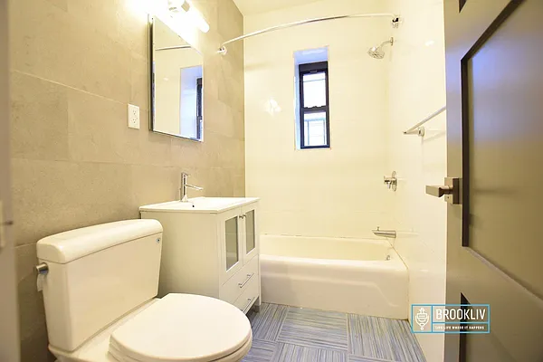 Rented by null | media 38