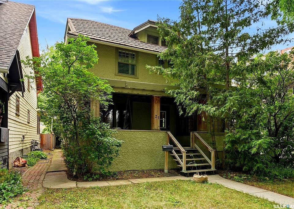 1st image of 21 Angus CRESCENT