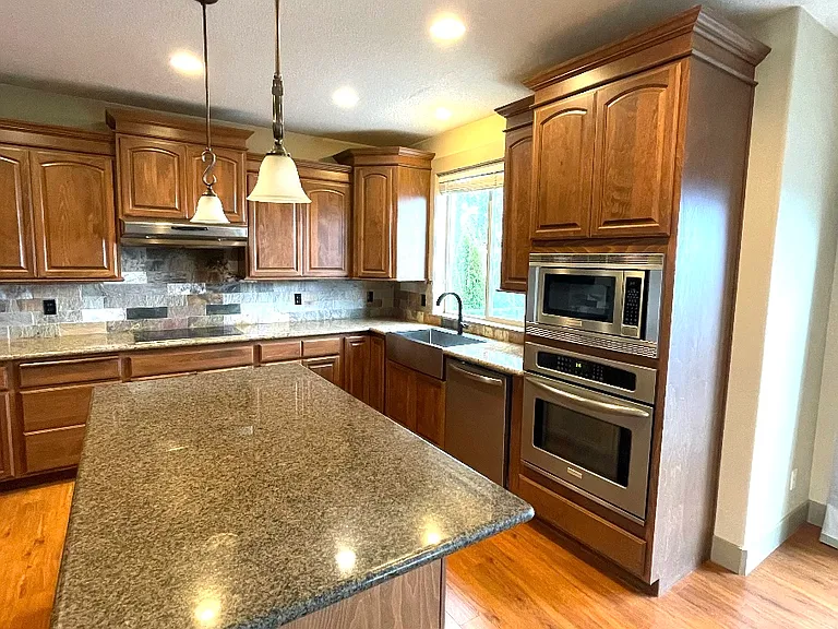 1163 SW Binford Lake Pkwy — Photo 6