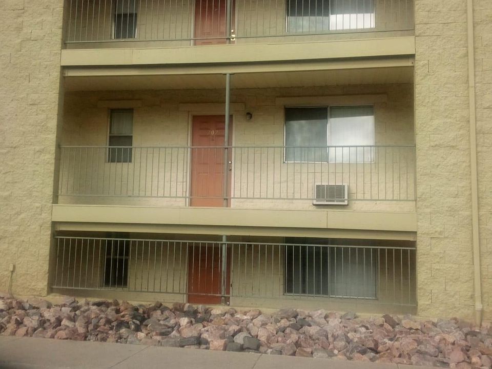 2nd image of 1610 Lenmar Dr