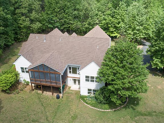 4th image of 164 Gentle Breeze Cir
