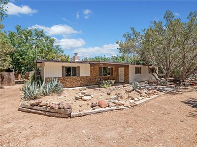 9345 10th Ave, Hesperia, CA, 92345
