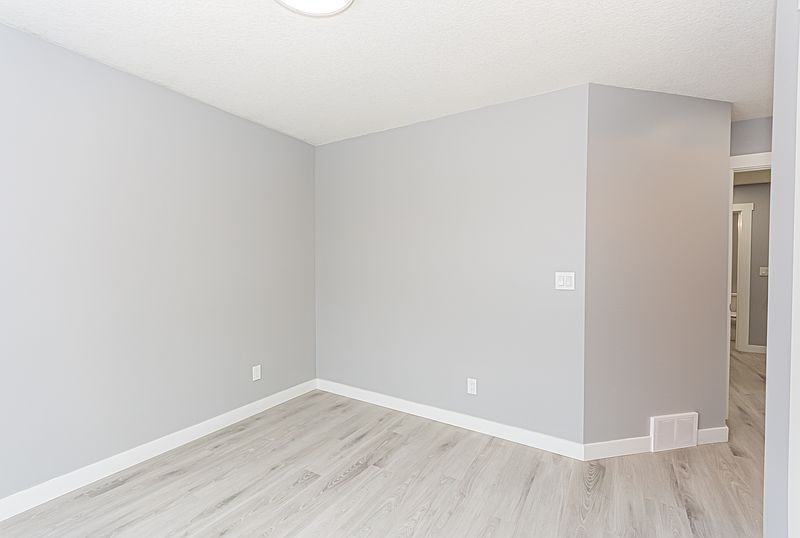 Edmonton Apartment for rent - 3 Bedrooms — photo 70