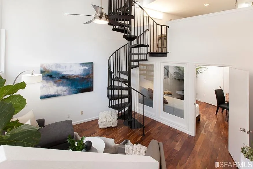1 bed, 1.5 bath, 925 sqft, $3,600 — Photo 1