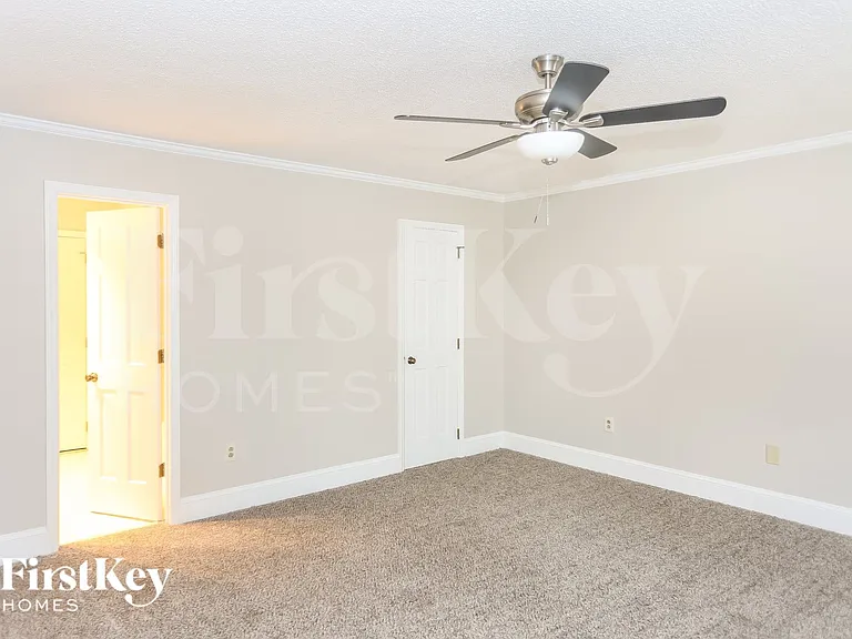 7117 Frances Irene Dr — Photo 8