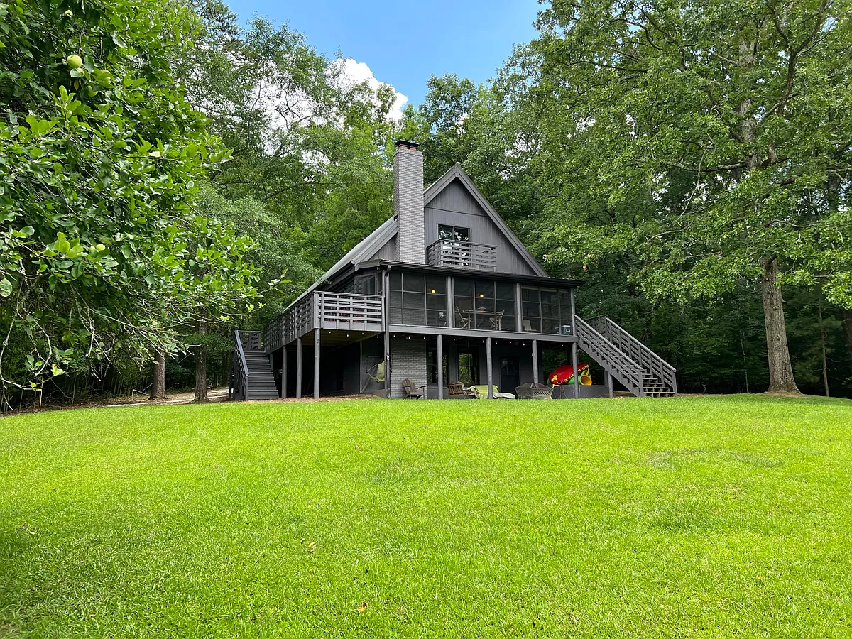 Building Photo - 2470 Armour Bridge Rd