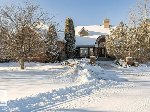 9610 167th St SW, Edmonton, AB T6Y 0C7