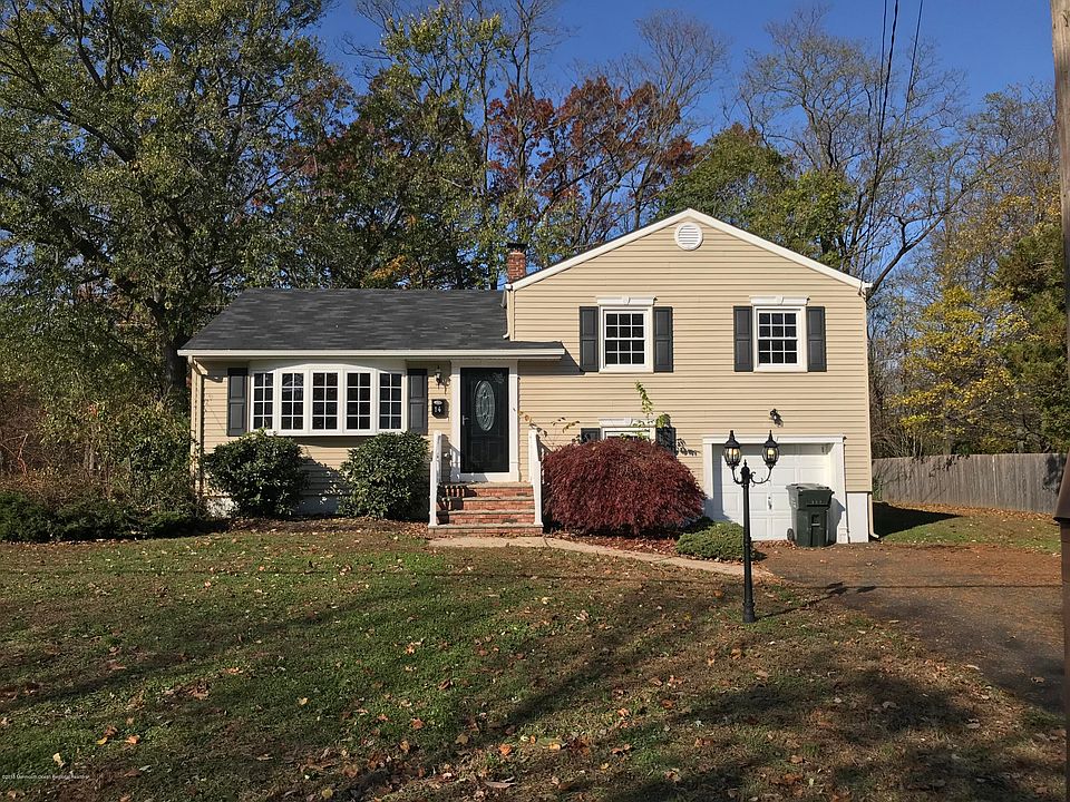 1st image of 14 Henry Dr