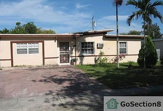 2nd image of 13865 NW 5th Pl