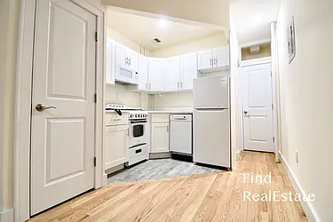 338 West 47th Street, #4B
