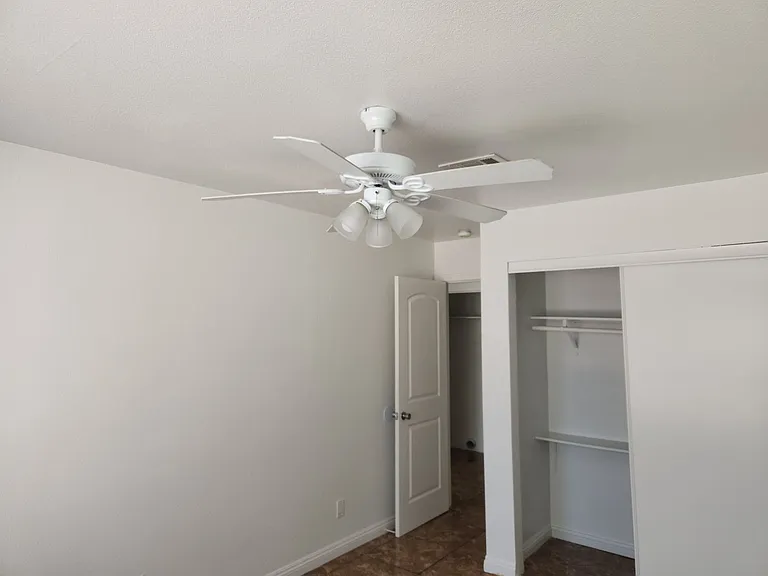 6556 Bradford Ln — Photo 26