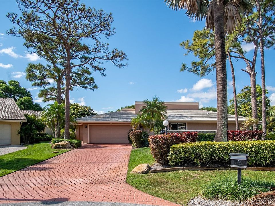 674 Lakewoode Cir W, Delray Beach, FL 33445 Zillow