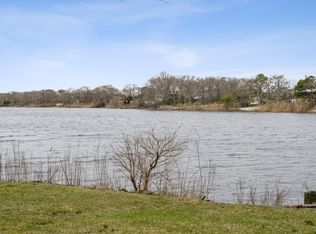 9555 Soundview Ave, Southold, NY 11971