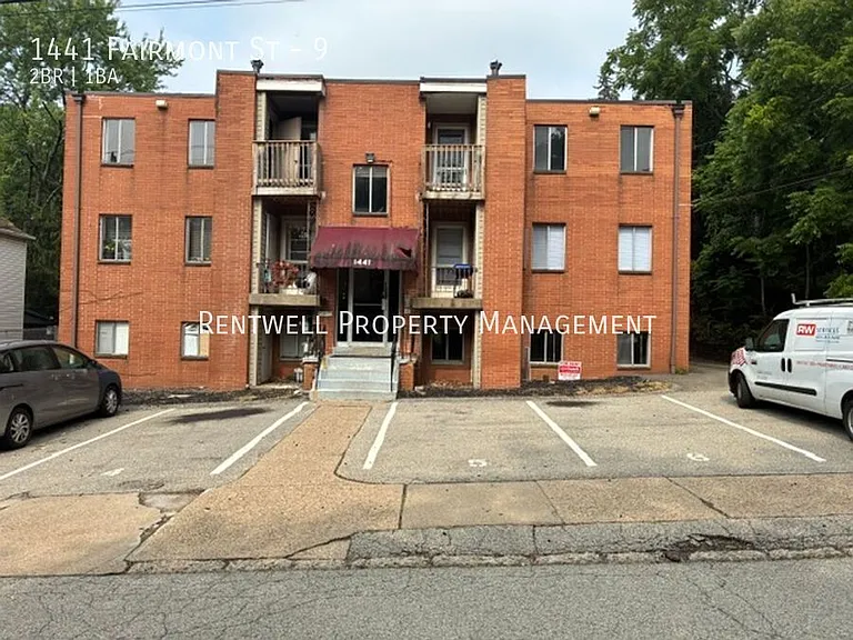 1441 Fairmont St #9 — Photo 13
