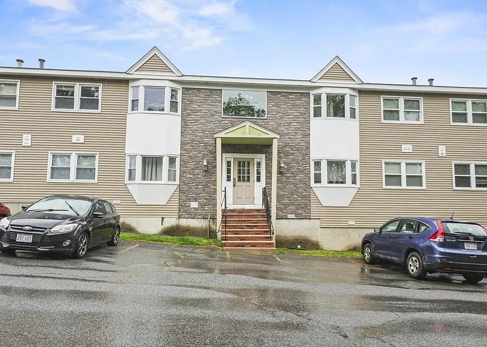 1st image of 1524 Gorham St Unit 102