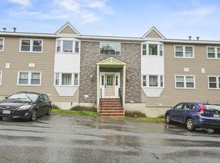 1524 Gorham St UNIT 102, Lowell, MA 01852