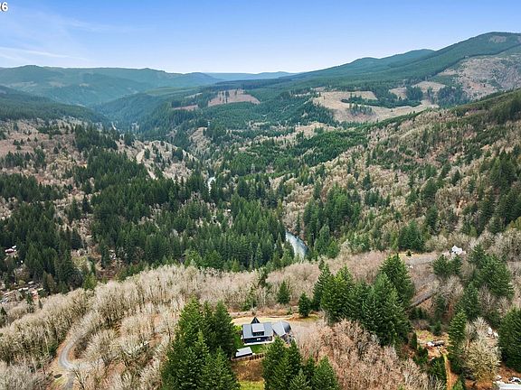 3rd image of 1141 Cedar Falls Rd