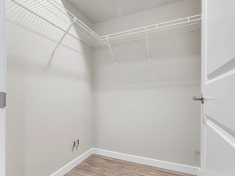 Waterford Terrace Apartments — Photo 42