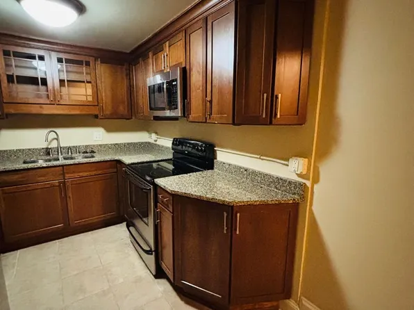 115 College Ave Unit 210, Blacksburg, VA 24060