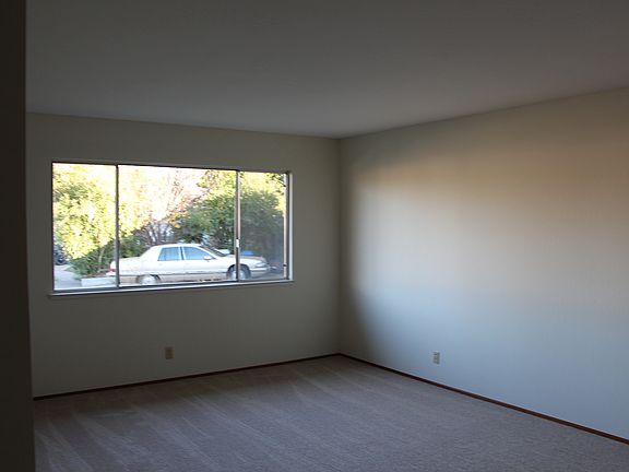 5th image of 4766 Shelborne Park Ct