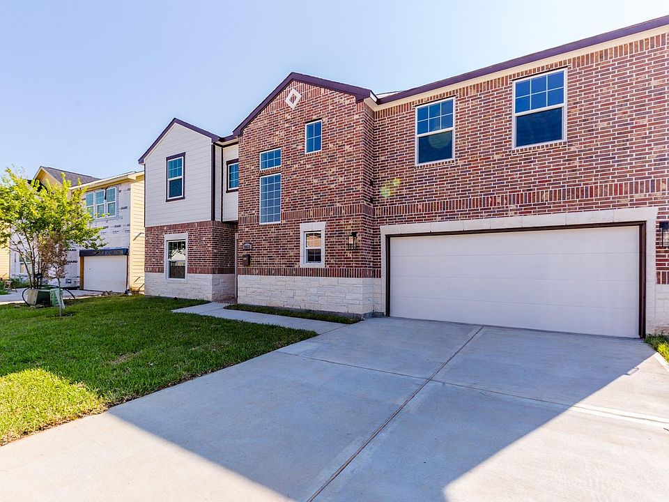 1st image of 9841 Fabiola Dr