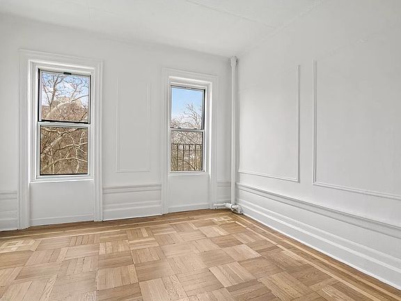 4th image of 930 Saint Nicholas Ave APT 34