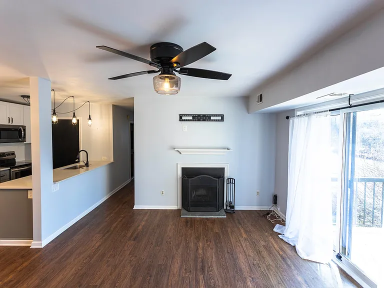 74 Le Forge Ct — Photo 2