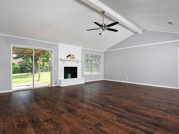 5th image of 3445 Fargo Dr