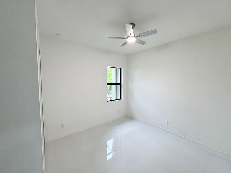 728 Crestline Ave S — Photo 19