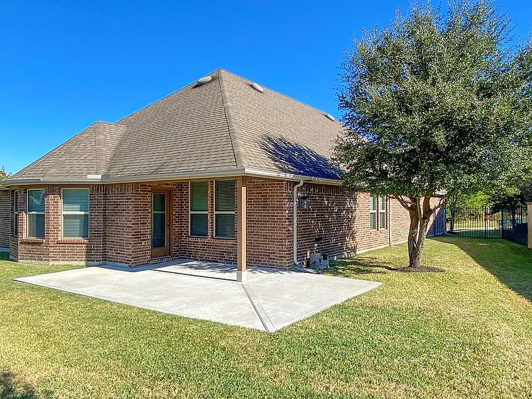 10 Pinestead Ct — Photo 34