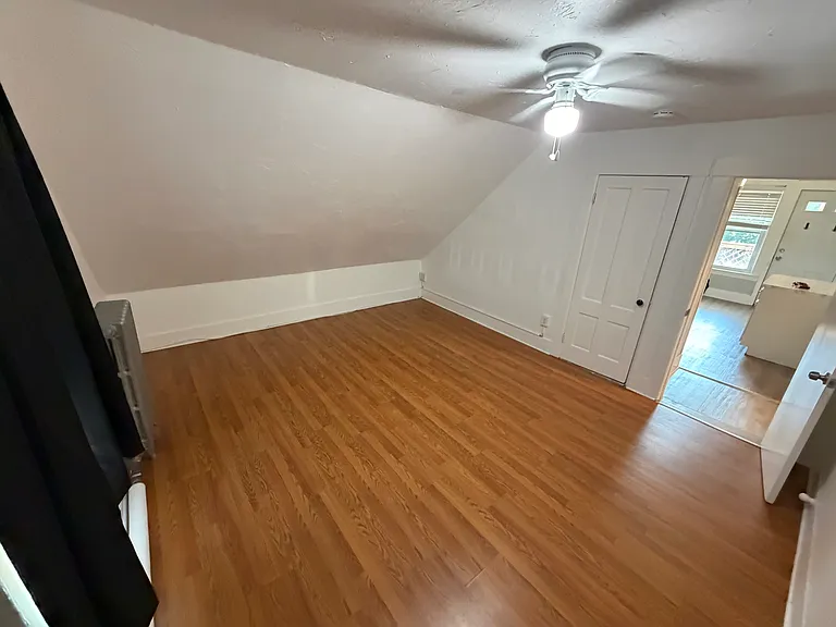 197 Nichols St #3 — Photo 5