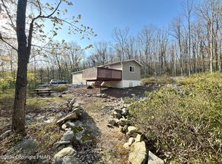 2146 Oakridge Rd, Jim Thorpe, PA 18229