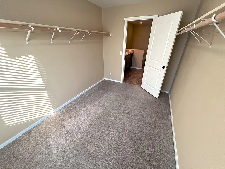 4605 W Magrath Dr — Photo 56
