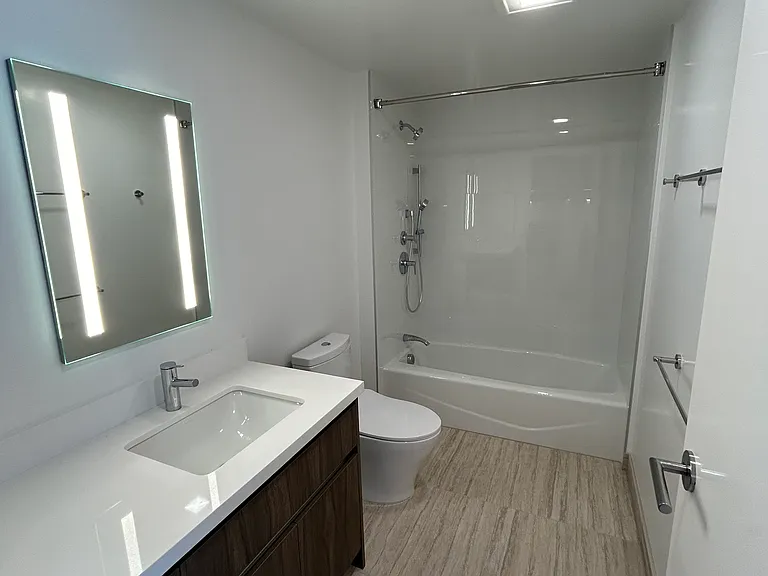 1500 Rycroft St #2003 — Photo 2