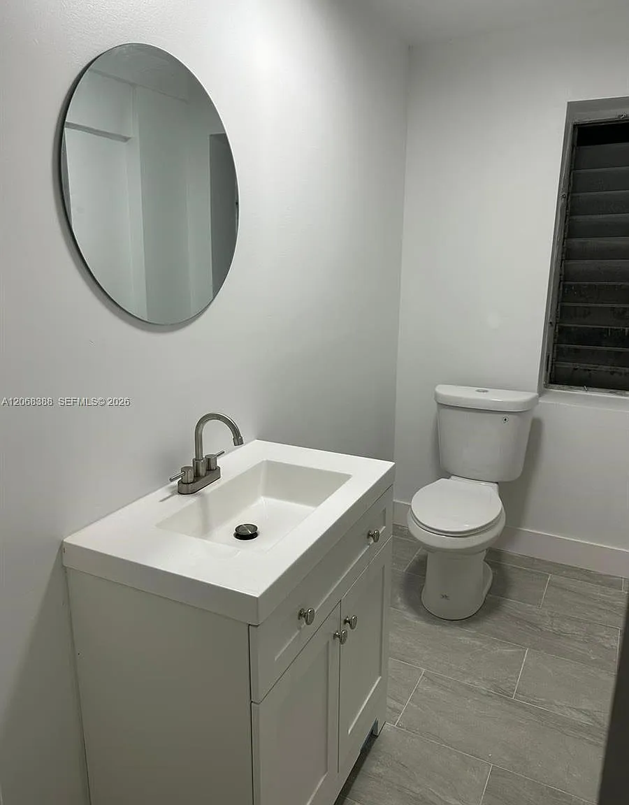 1 bed, 1.0 bath, $1,350 — Photo 4